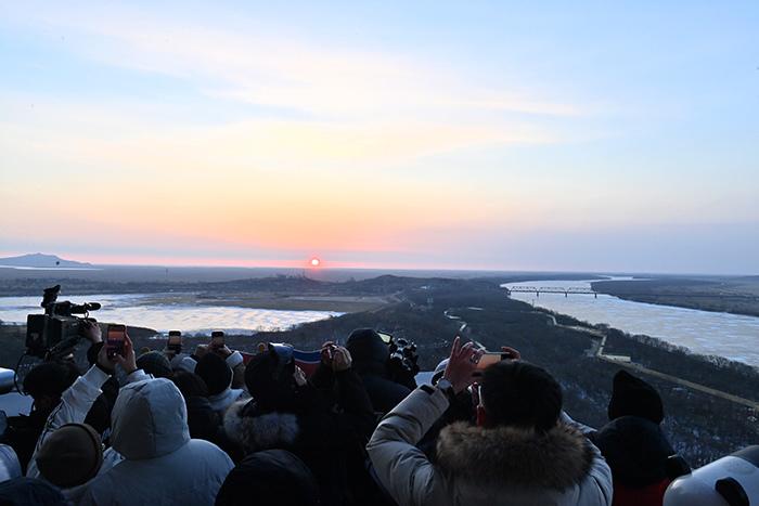 新年日出來啦！迎接2024年第一縷陽(yáng)光